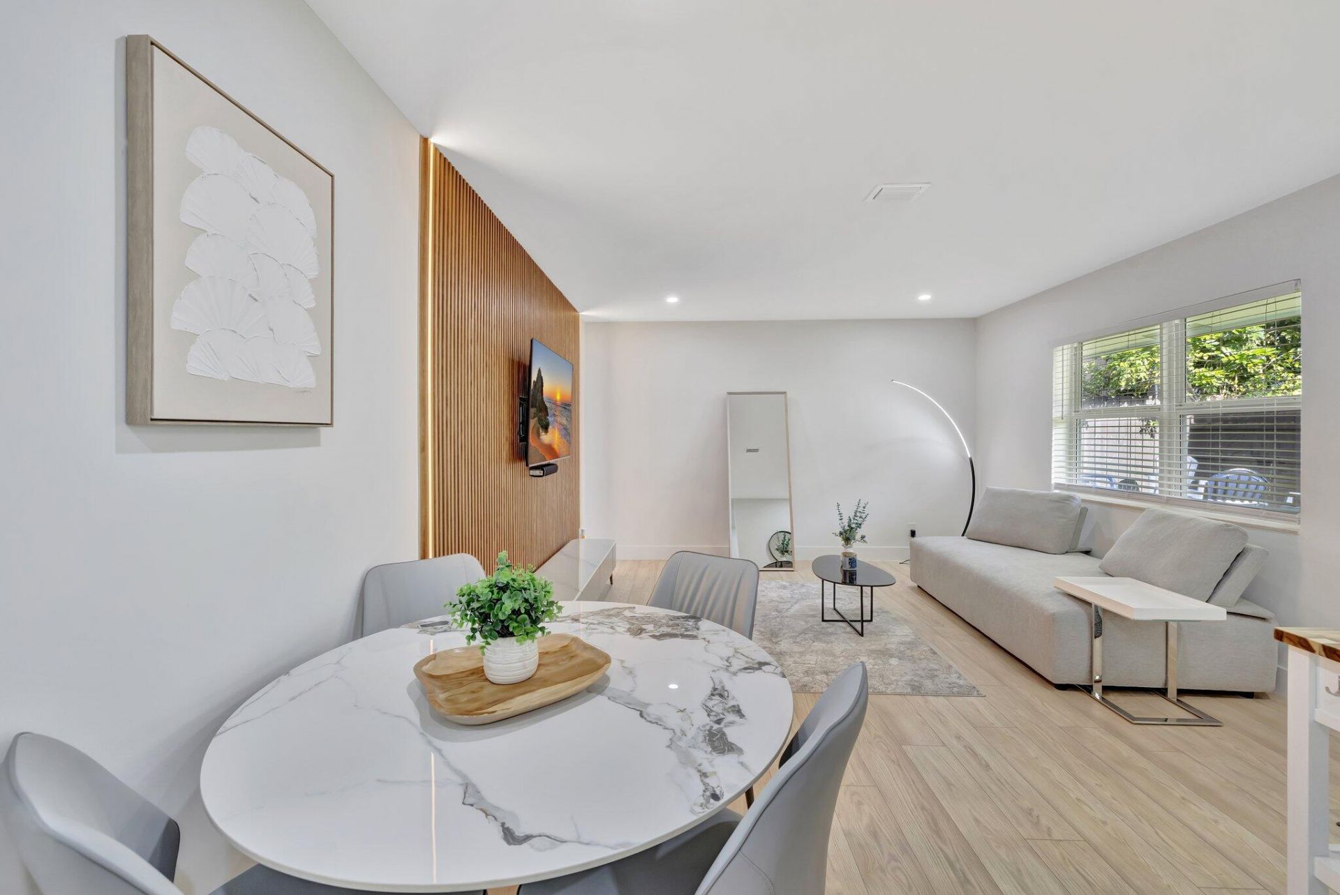 934 NW 4th Avenue, Unit 1-4, Fort Lauderdale, FL 33311 Photo