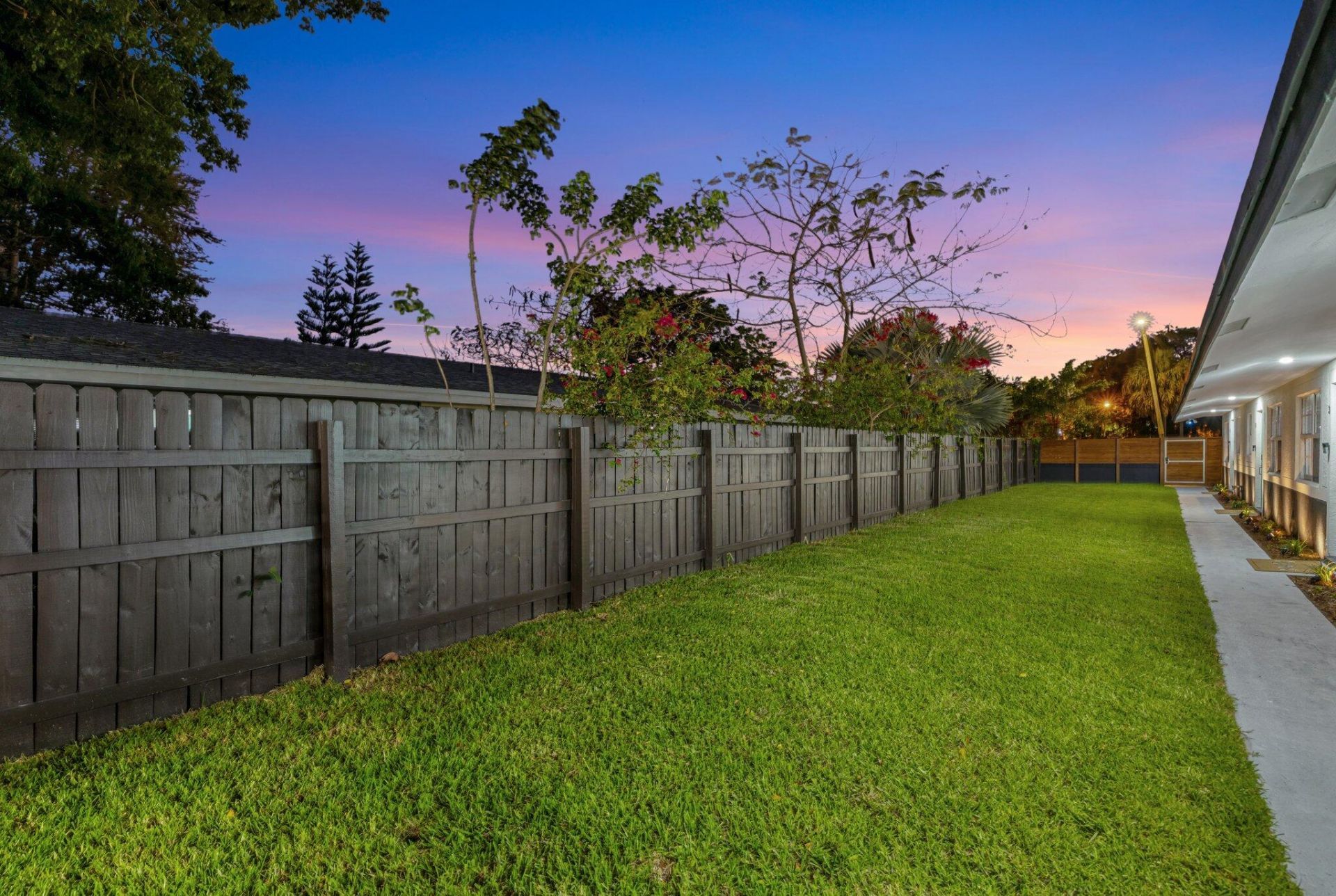 934 NW 4th Avenue, Unit 1-4, Fort Lauderdale, FL 33311 Photo