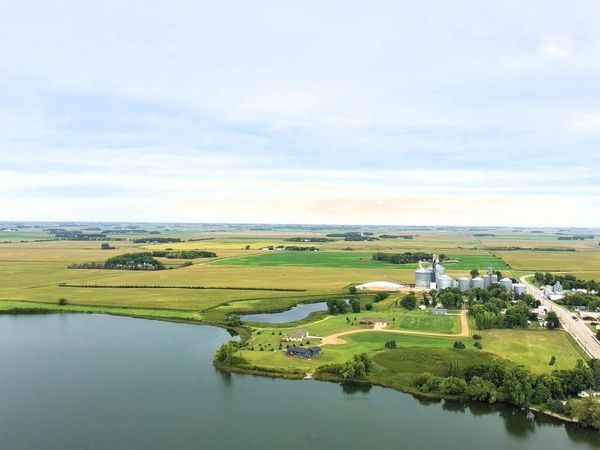 125 Heritage Trail, Hadley, MN 56151