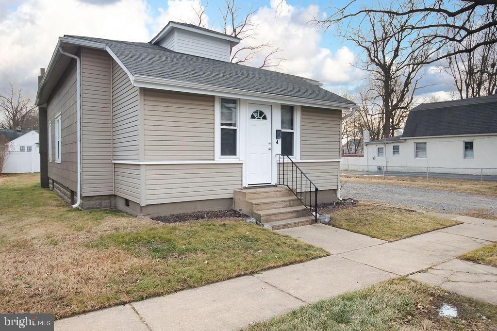 4 Forrest Avenue, Wilmington, DE 19805 Main Photo