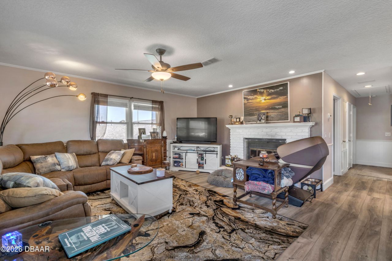 831 E 21st Avenue, New Smyrna Beach, FL 32169 Photo