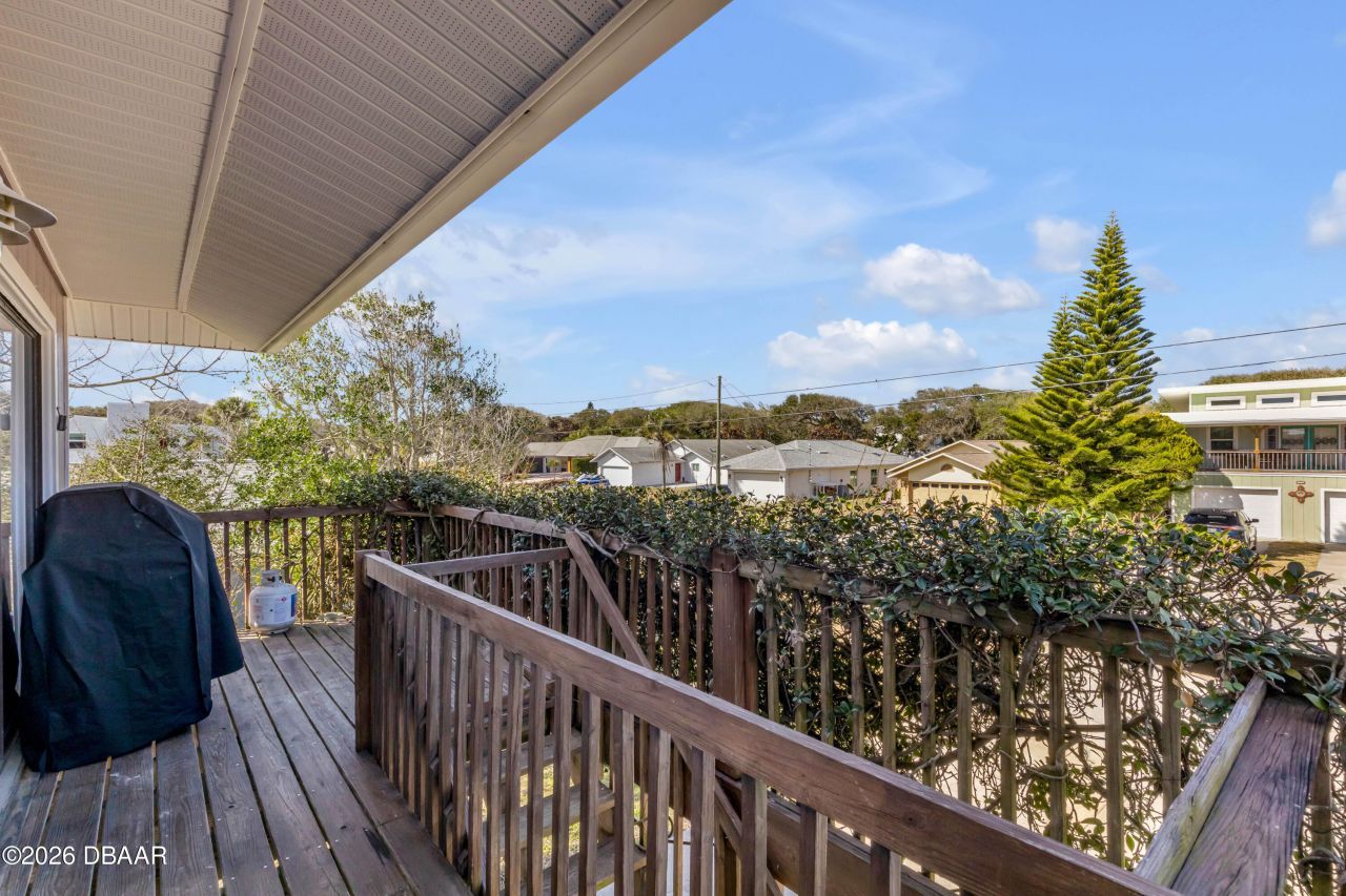 831 E 21st Avenue, New Smyrna Beach, FL 32169 Photo