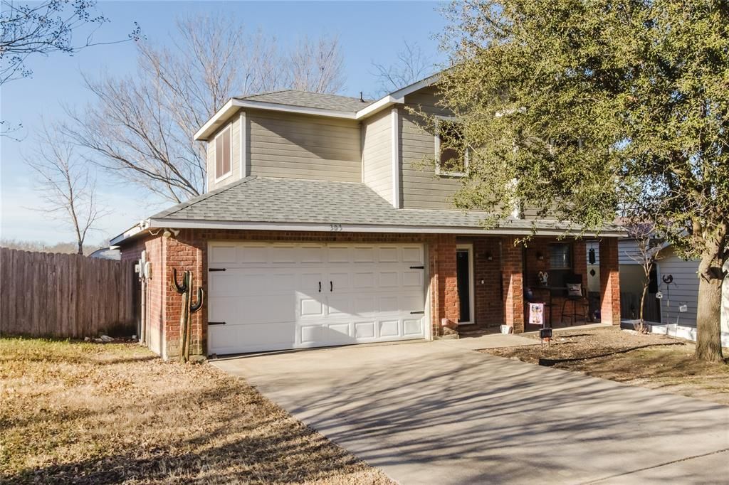 303 Pasley Street, Waxahachie, TX 75165 Main Photo