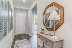 136 Grazing St photo 4