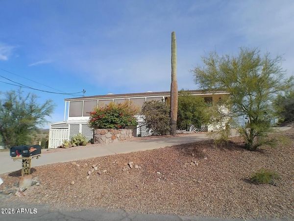 1070 N QUEEN MARY Way, Queen Valley, AZ 85118