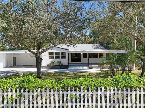 216 Bayberry Dr, Plantation, FL 33317