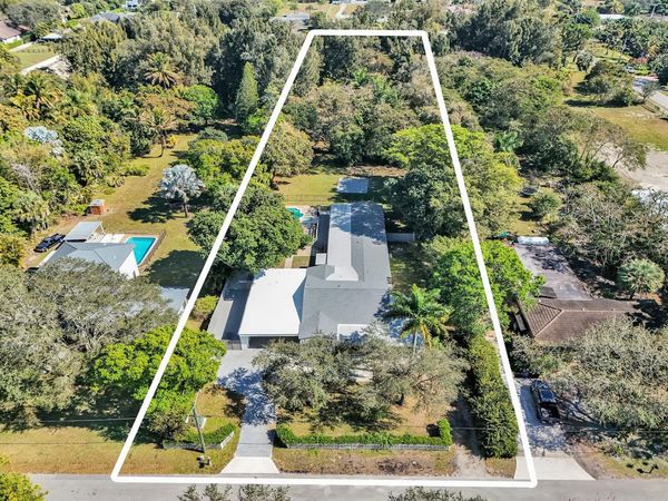 216 Bayberry Drive, Plantation, FL 33317