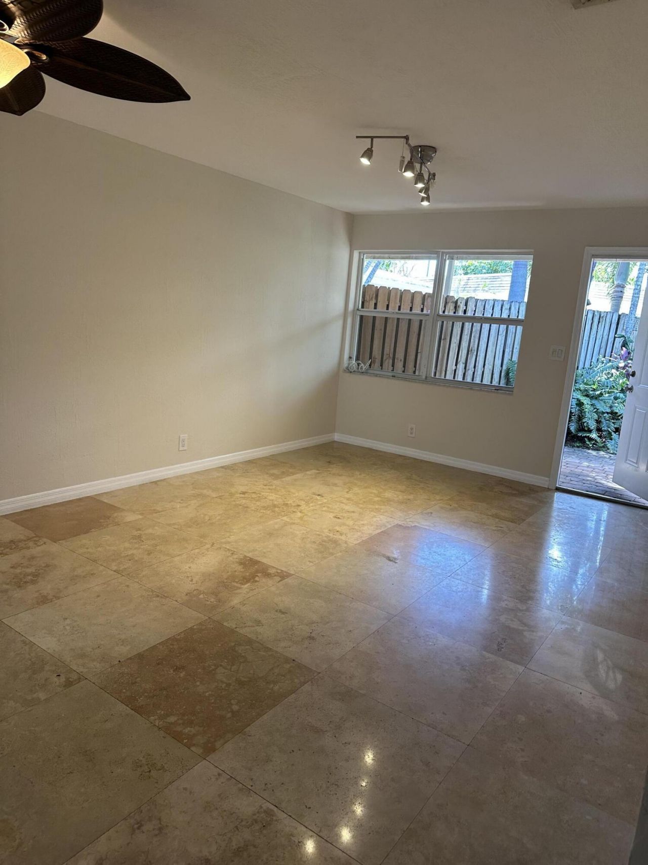 1330 Holly Heights Drive, Unit 2, Fort Lauderdale, FL 33304 Photo