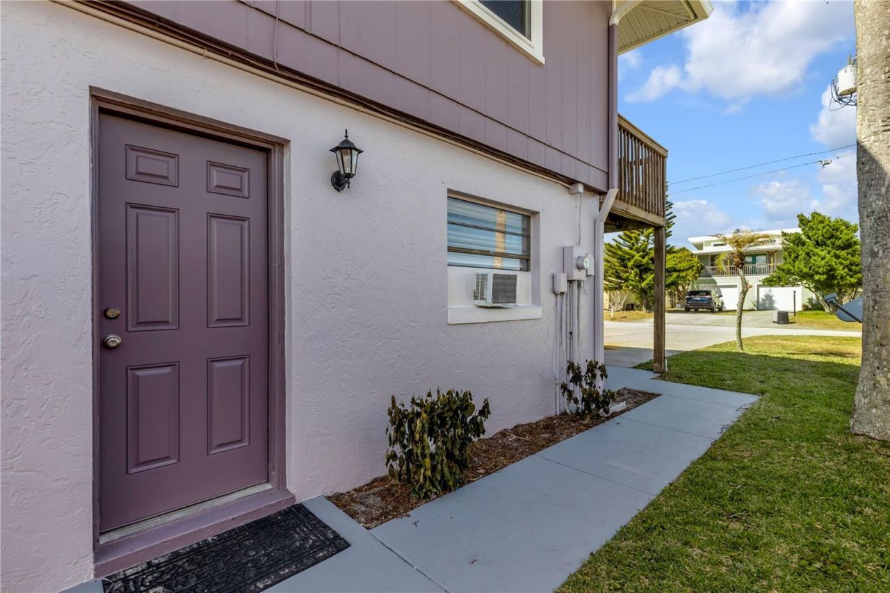 831 E 21st Avenue, New Smyrna Beach, FL 32169 Photo