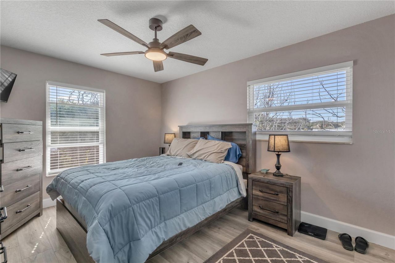 831 E 21st Avenue, New Smyrna Beach, FL 32169 Photo