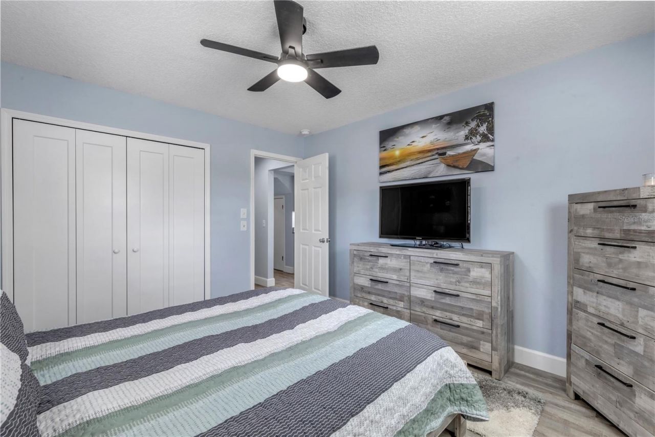 831 E 21st Avenue, New Smyrna Beach, FL 32169 Photo