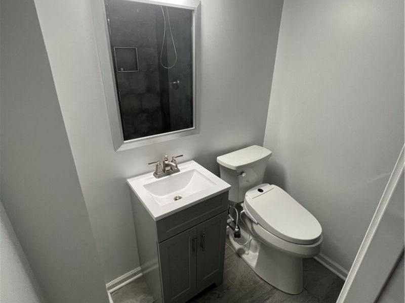 851 Wellmon Street, Bedford, OH 44146 Photo 13