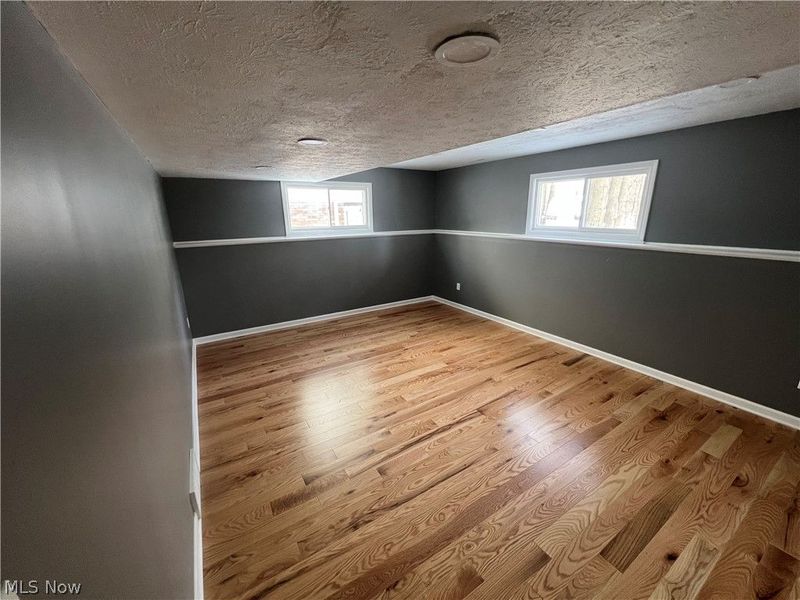 851 Wellmon Street, Bedford, OH 44146 Photo 9