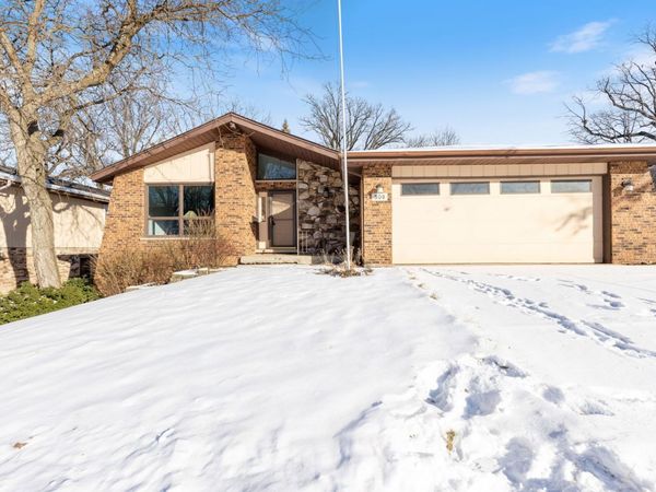 508 Keepataw Drive, Lemont, IL 60439