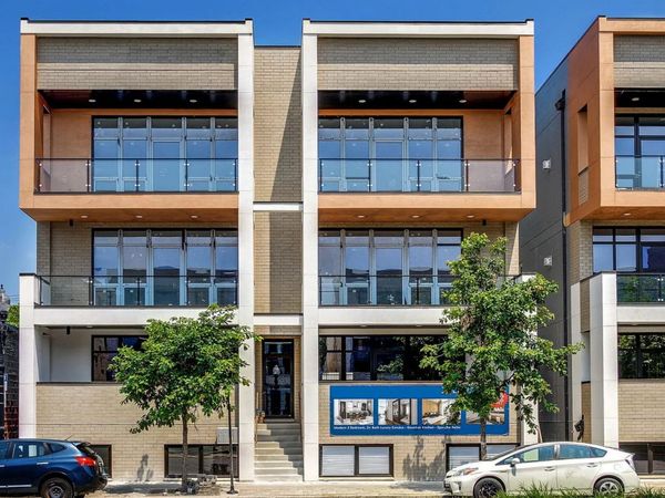 2444 W Irving Park Road, Unit 2E, Chicago, IL 60618