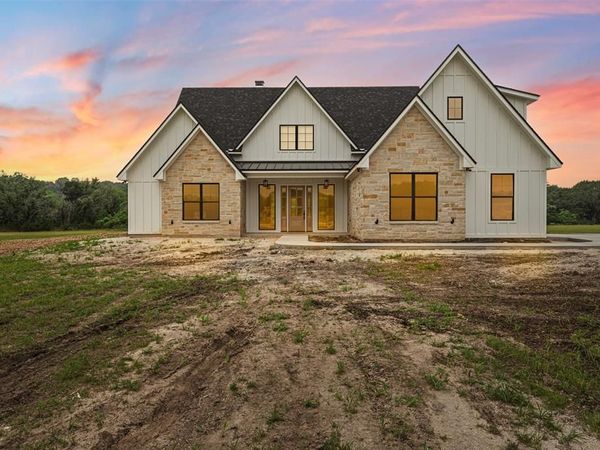 265 Private Rd 305, Gatesville, TX 76528