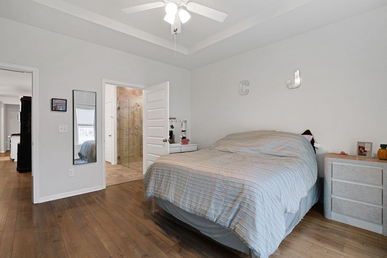 3061 Sistine St. Photo 16