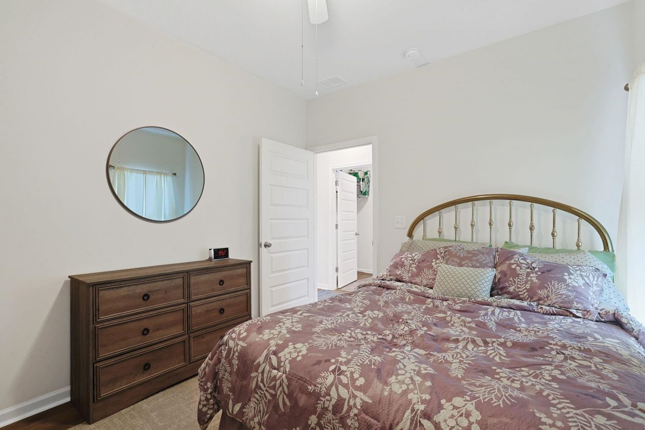 3061 Sistine St. Photo 21