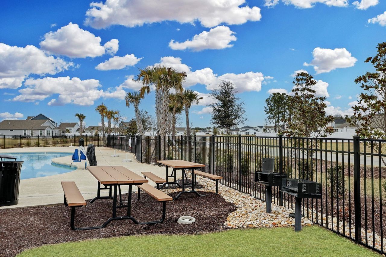 3061 Sistine St. Photo 35