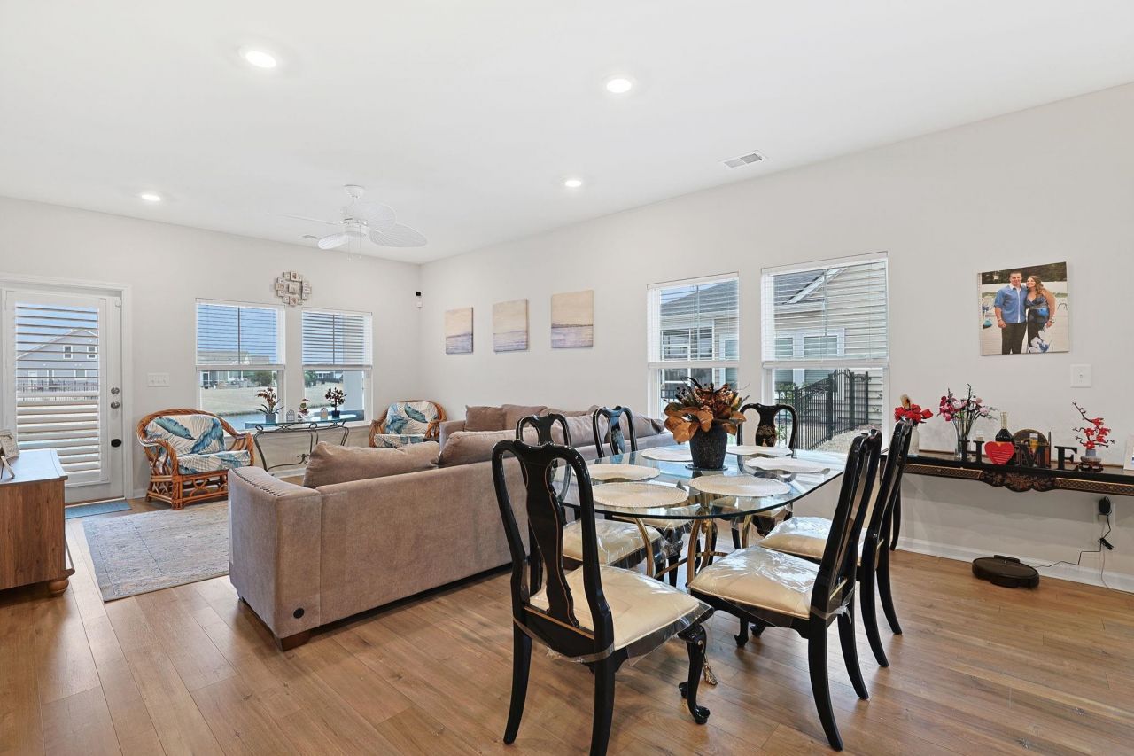 3061 Sistine St. Photo 6