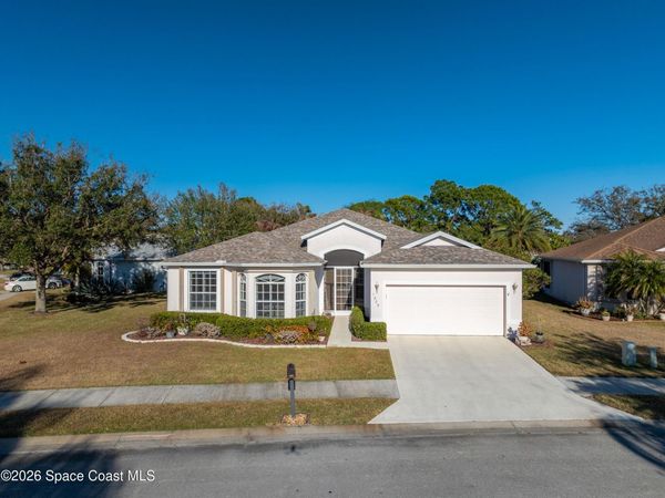 1325 Shoreline Circle, Sebastian, FL 32958