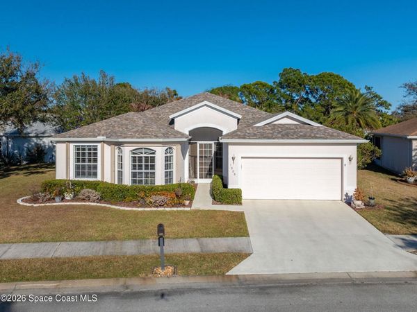 1325 Shoreline Circle, Sebastian, FL 32958