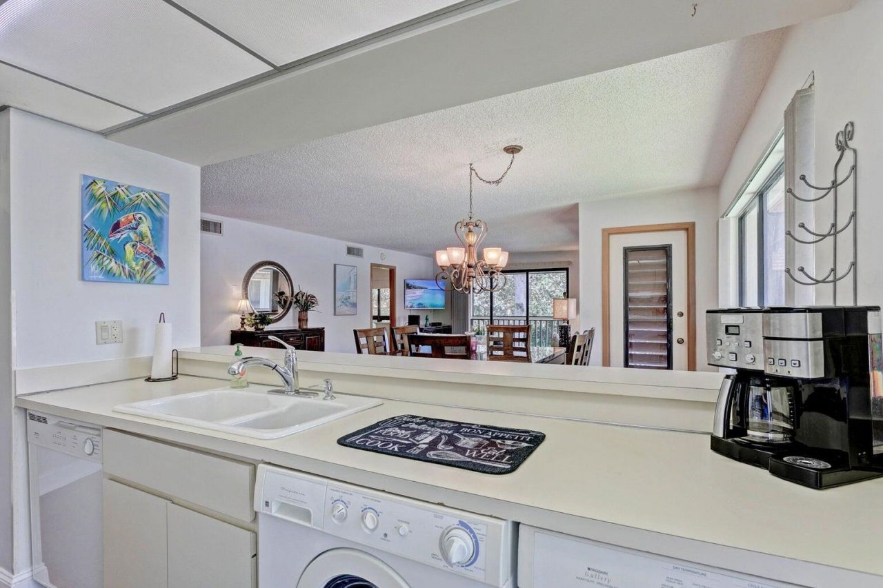 130 Brackenwood Road, Palm Beach Gardens, FL 33418 Photo