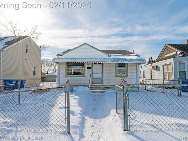 7520 Toepfer Road, Warren, MI 48091