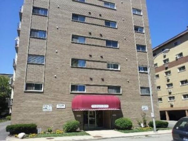 7449 Washington Street, Unit 208, Forest Park, IL 60130