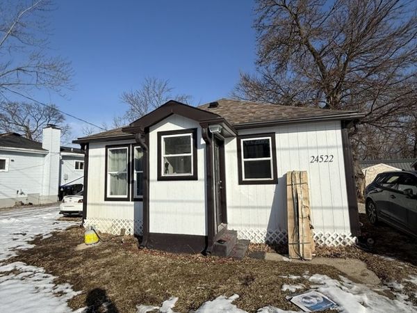 24522 W Norelius Avenue, Round Lake, IL 60073