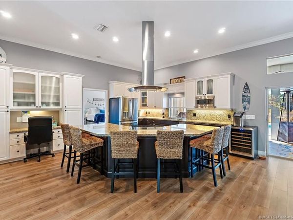 8888 SW Fishermans Wharf Drive, Stuart, FL 34997