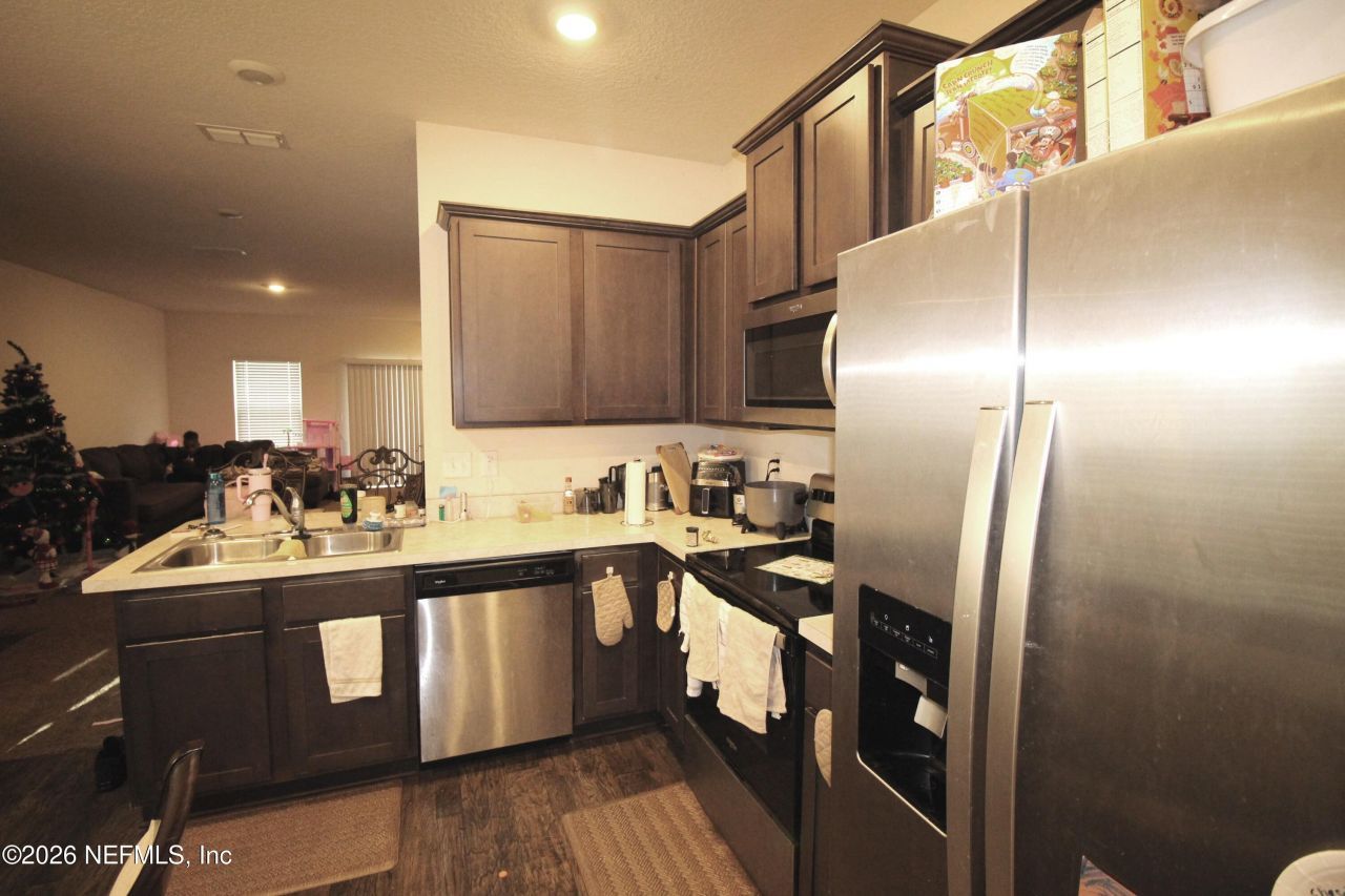 335 Aralia Lane, Jacksonville, FL 32216 Photo