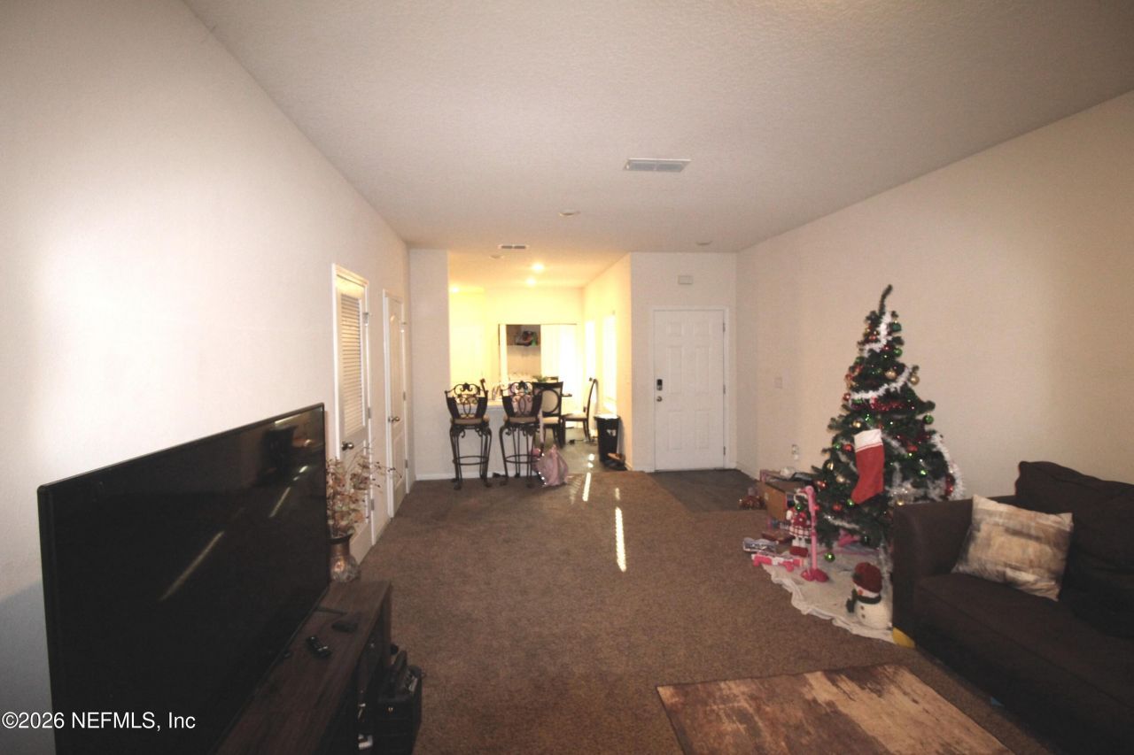 335 Aralia Lane, Jacksonville, FL 32216 Photo