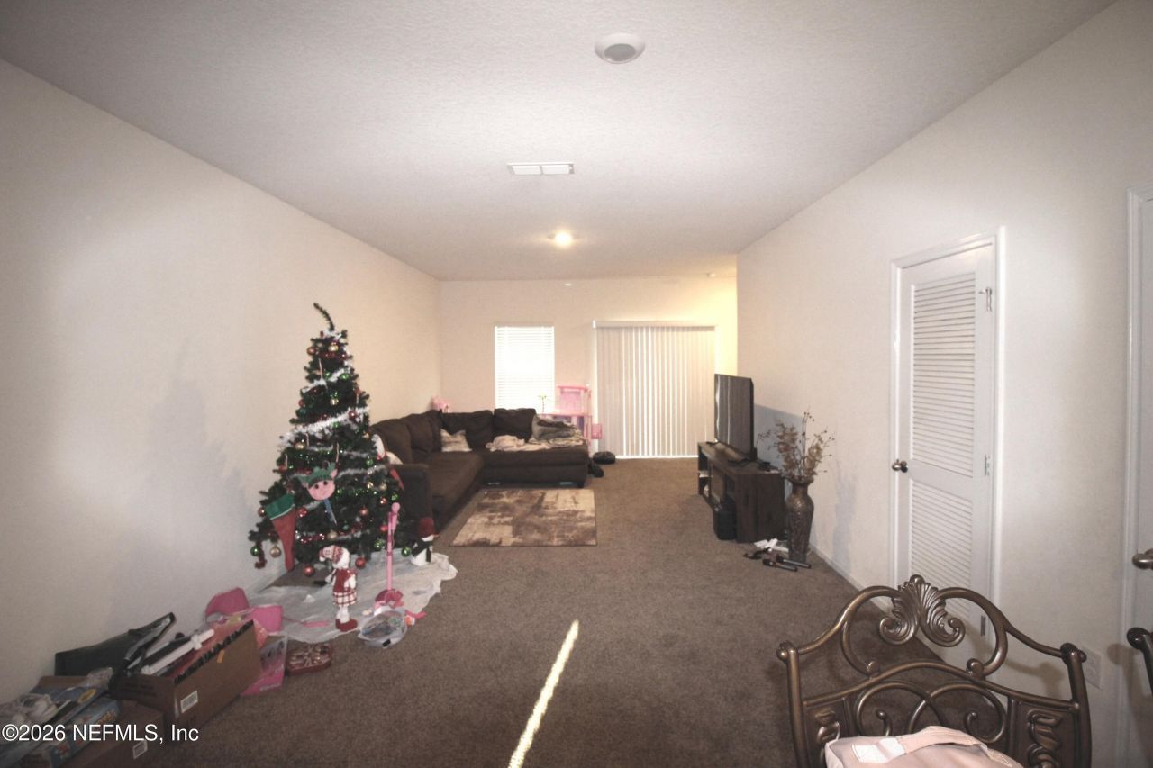 335 Aralia Lane, Jacksonville, FL 32216 Photo