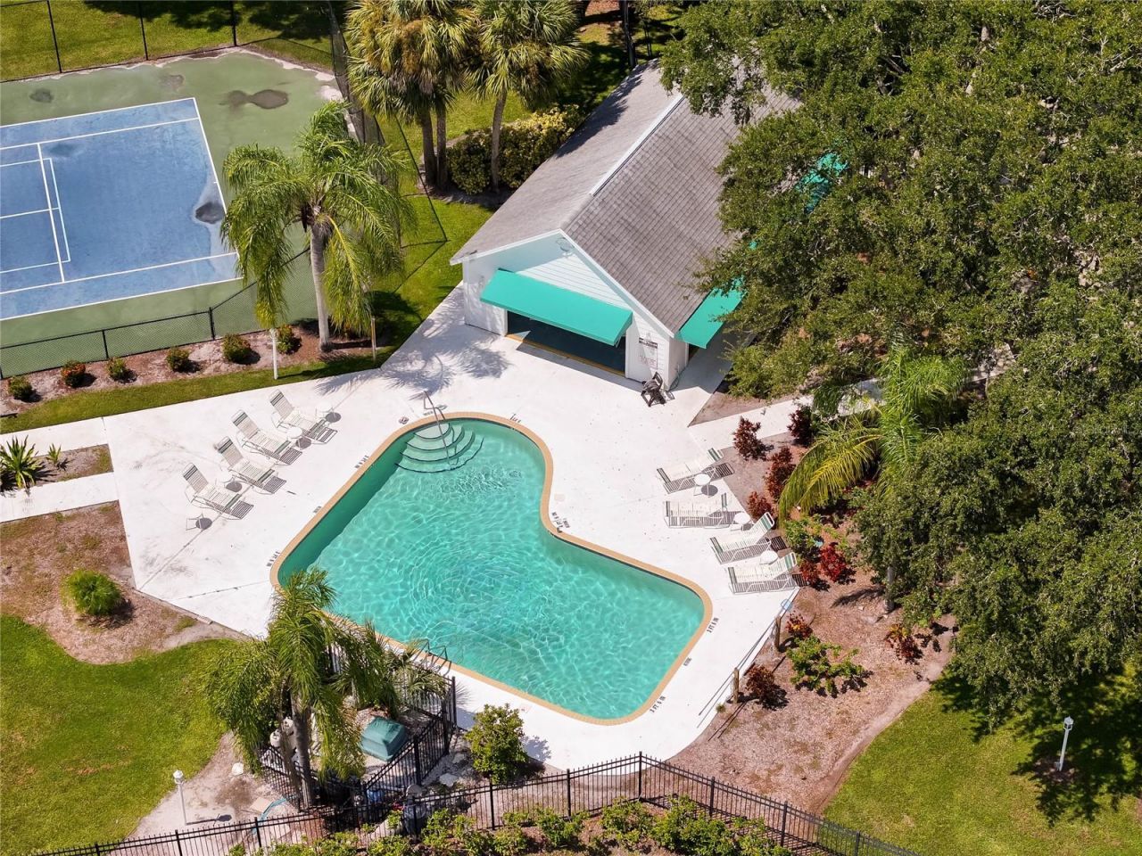 7815 Geneva Lane, Sarasota, FL 34243 Photo