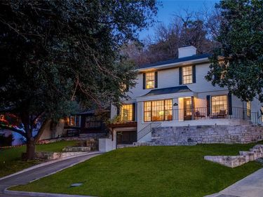 2230 Kessler Parkway, Dallas, TX 75208