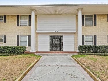 5818 E University Boulevard, Unit 223, Dallas, TX 75206