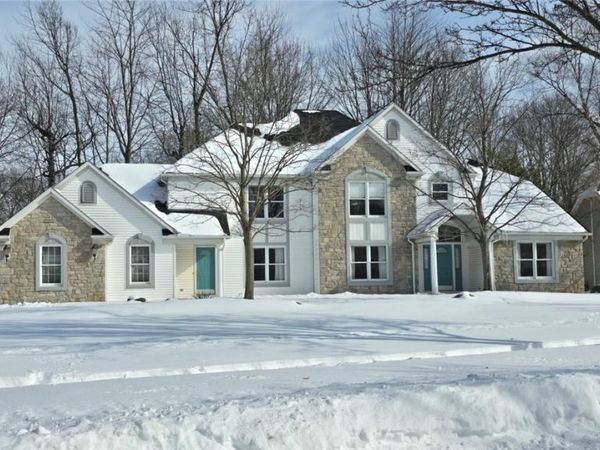 371 Nantucket Drive, Avon Lake, OH 44012