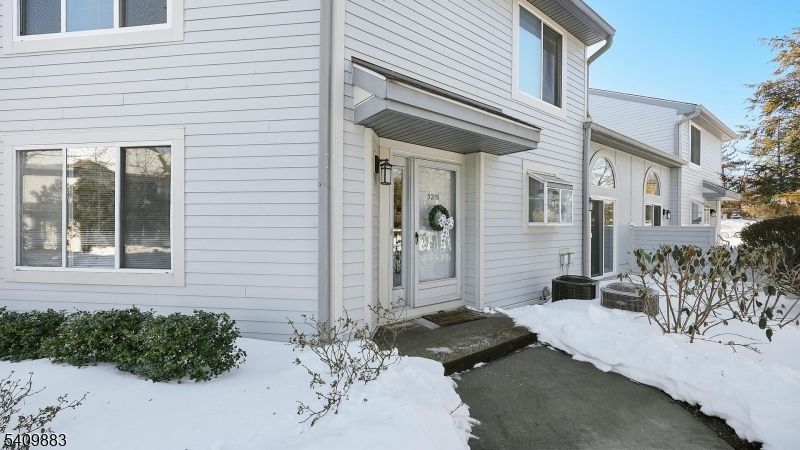 3215 Park Pl, Springfield, NJ 07081 Main Photo