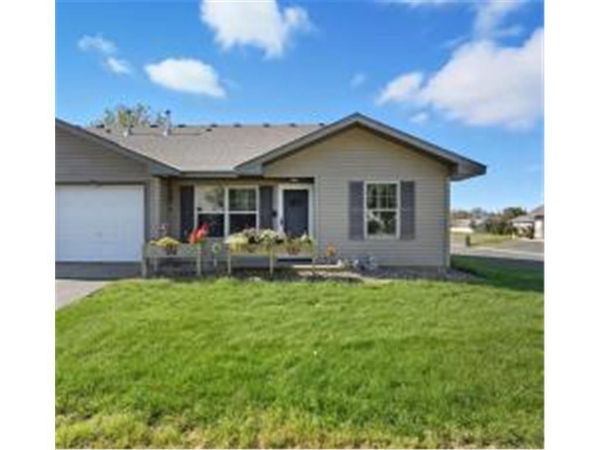 300 Cedar Street, Unit 15, Baldwin, WI 54002