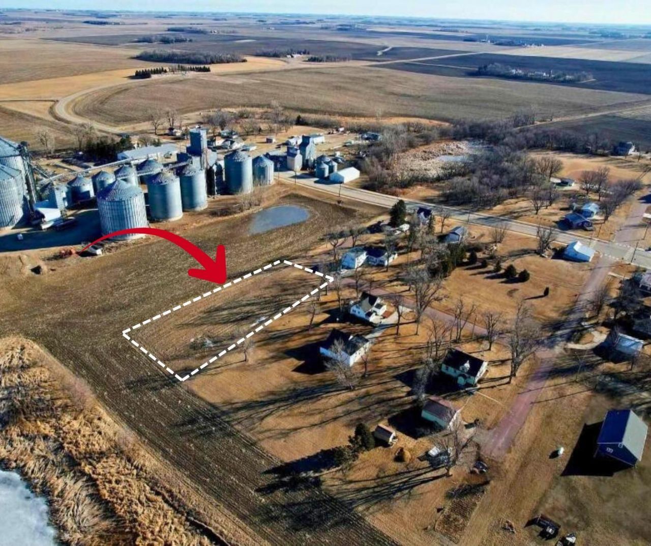 101 1st Street W, Hadley, MN 56151