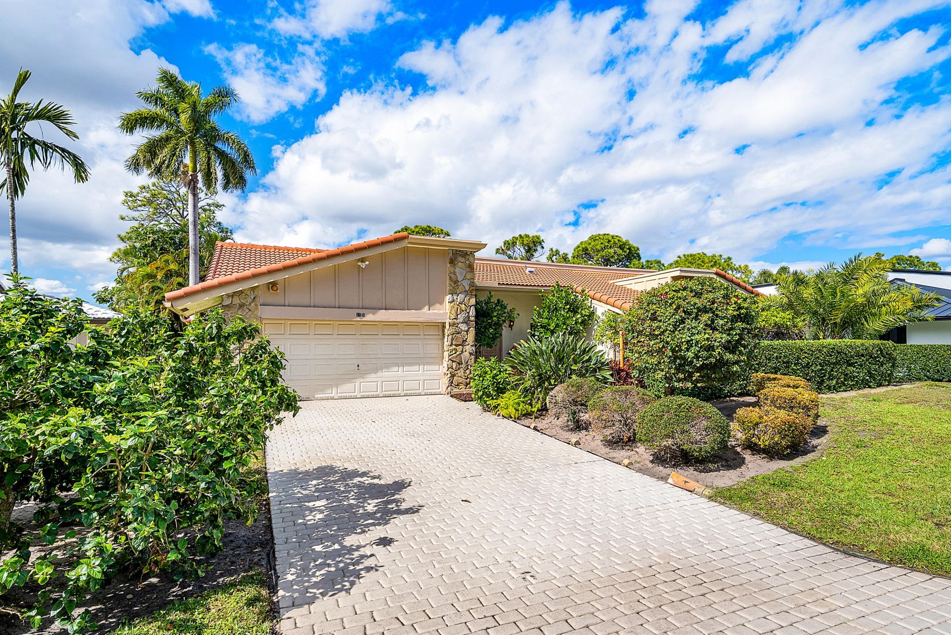 5104 Pineview Circle, Delray Beach, FL 33445 Photo