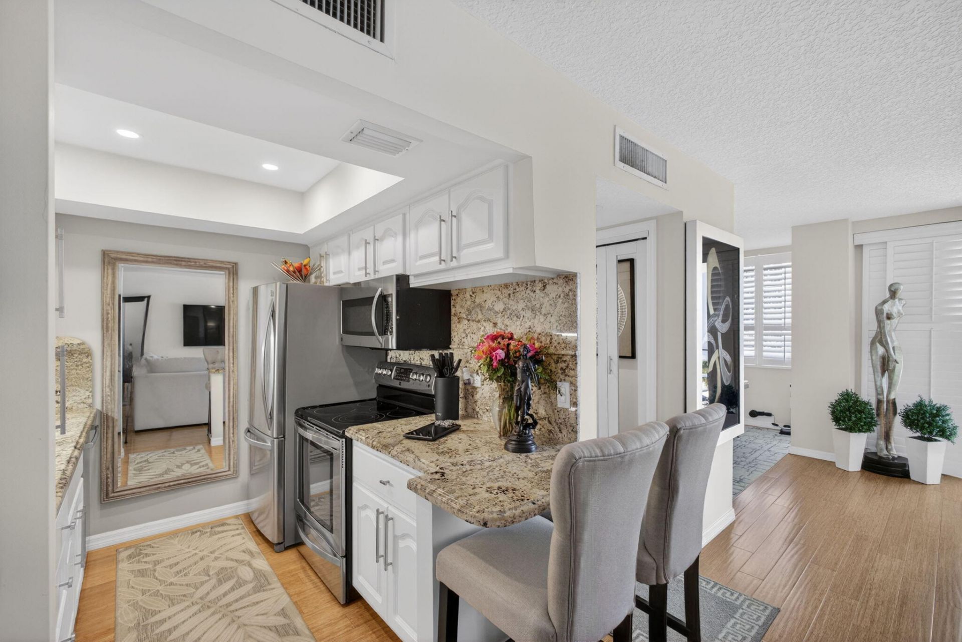 1208 Marine Way, Unit 204, North Palm Beach, FL 33408 Photo