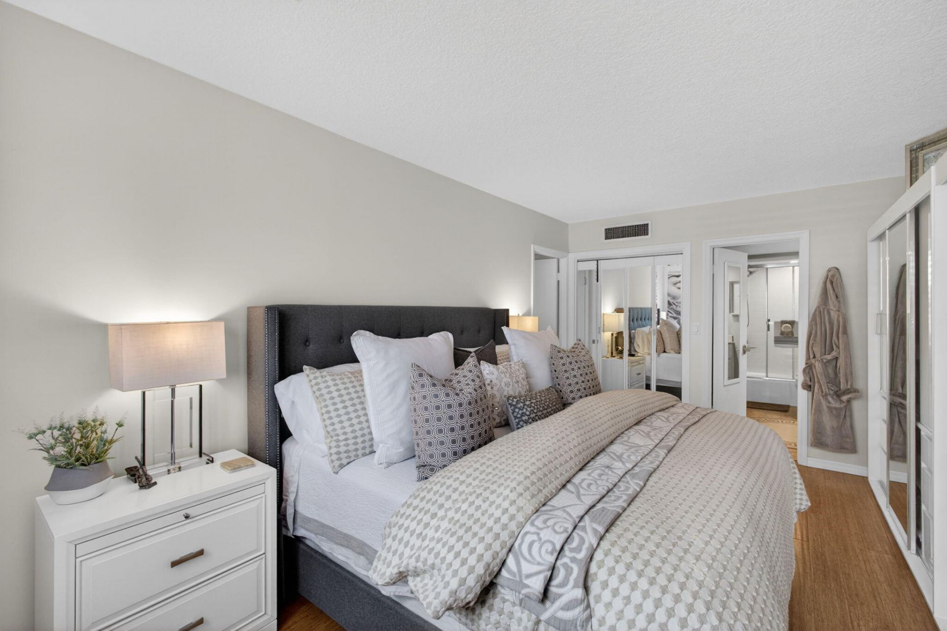 1208 Marine Way, Unit 204, North Palm Beach, FL 33408 Photo