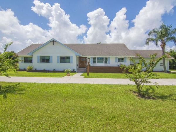 3675 66th Avenue, Vero Beach, FL 32966
