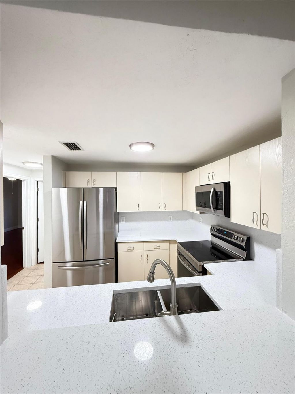 2901 Riverside Drive, Unit 102, Coral Springs, FL 33065 Photo