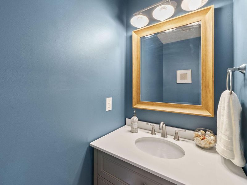 3277 Longspur Drive, Columbus, OH 43228 Photo 17