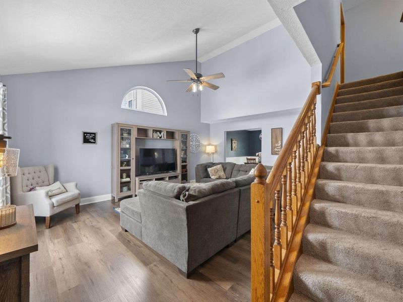 3277 Longspur Drive, Columbus, OH 43228 Photo 2