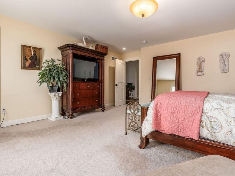 213 Wilber Avenue, Columbus, OH 43215 Photo 32