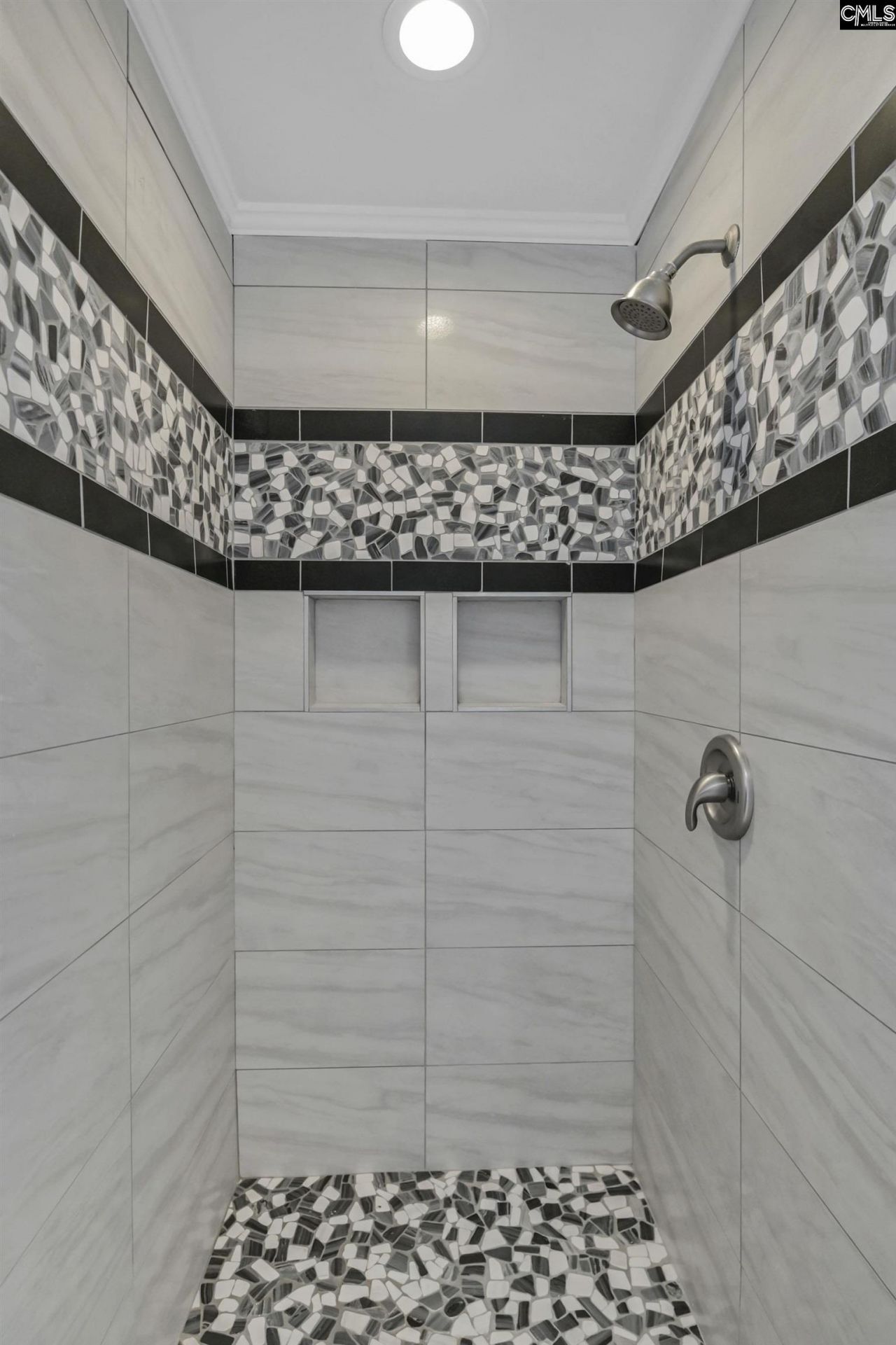 702 Hope Ferry Road  Photo 17